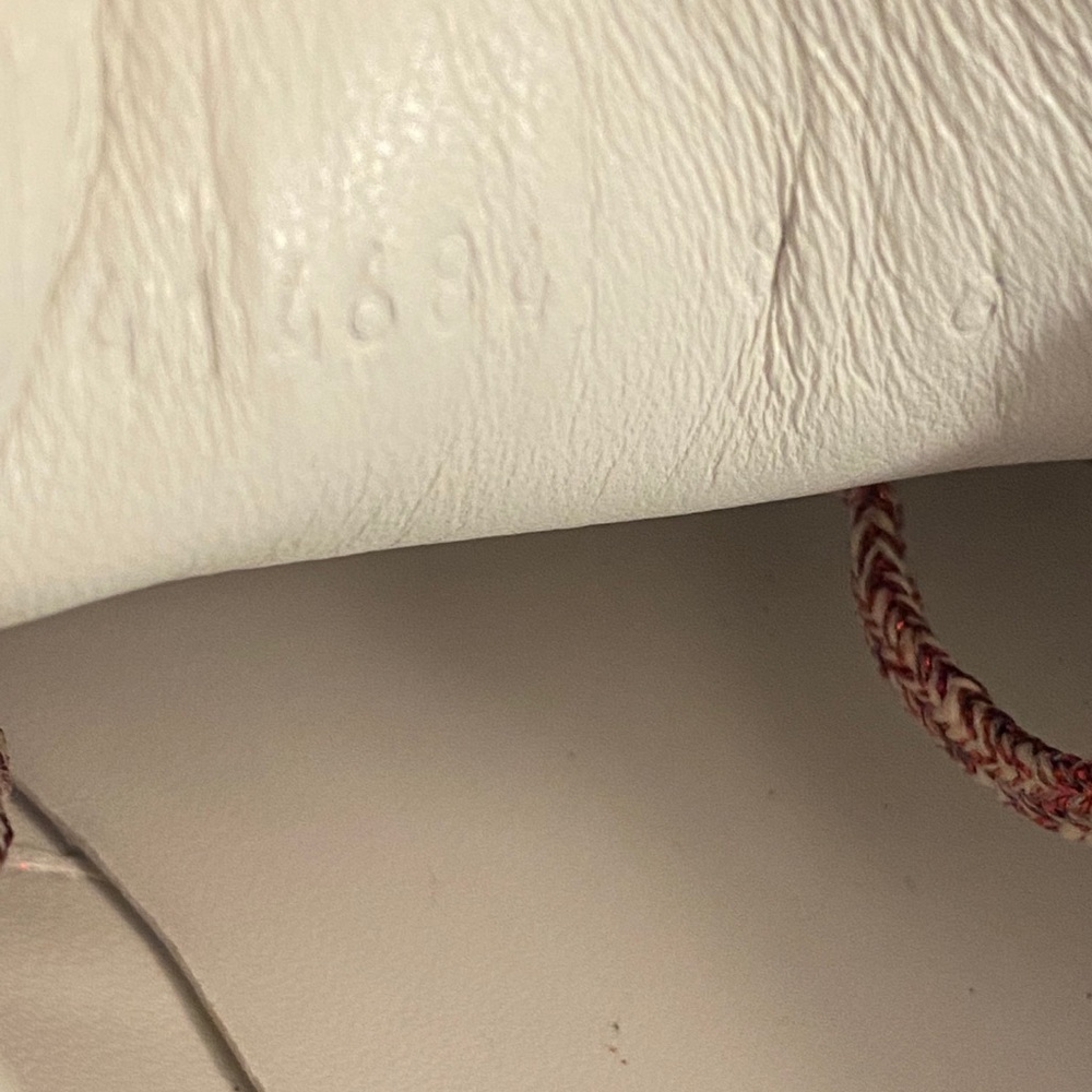 Gucci - Picture 6 of 9